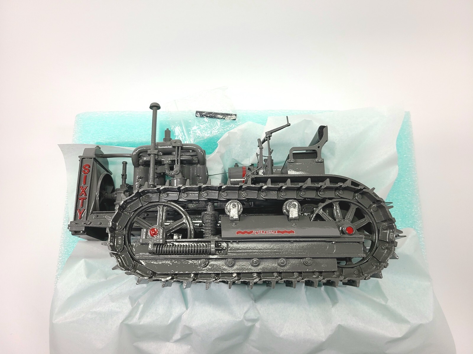 Caterpillar Model Sixty Crawler Tractor – Gray – Riecke CCM 1:16 Scale Model New