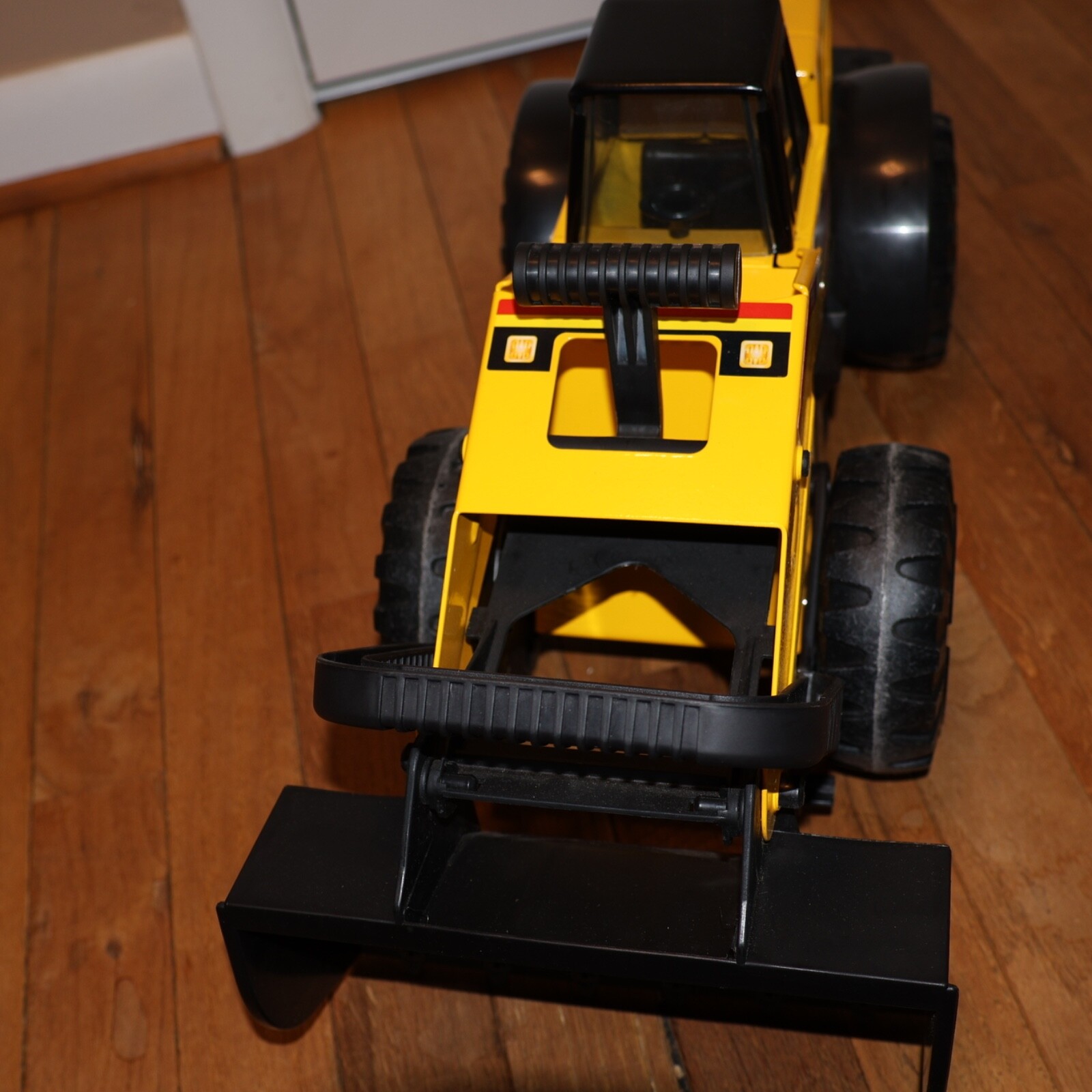 Vintage Mighty Tonka Front End Loader #728 Hasbro 21″ Pressed Steel & Plastic