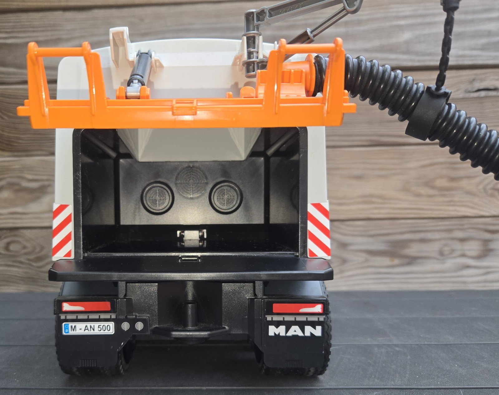 BRUDER #03780 MAN TGS Street Sweeper 1:17 Scale TRUCK BS100
