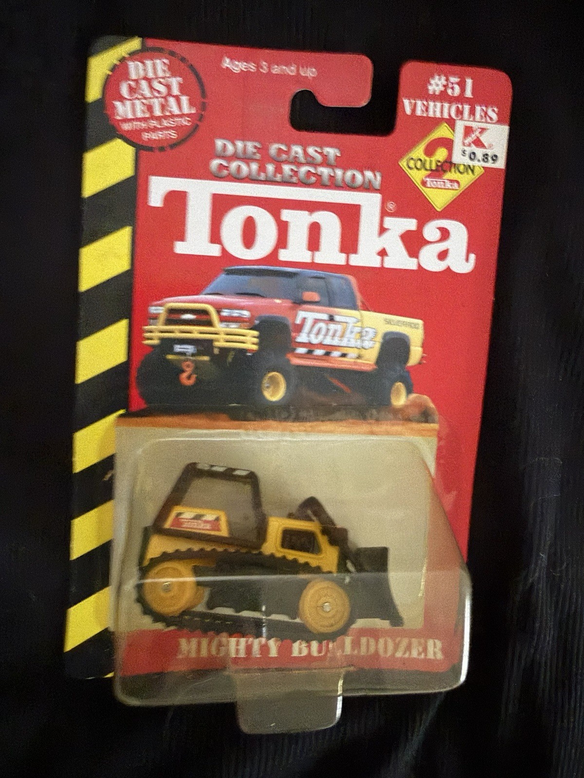 Tonka #51 Mighty Bulldozer Miasto 1:64 Scale Sealed Search Vehicle