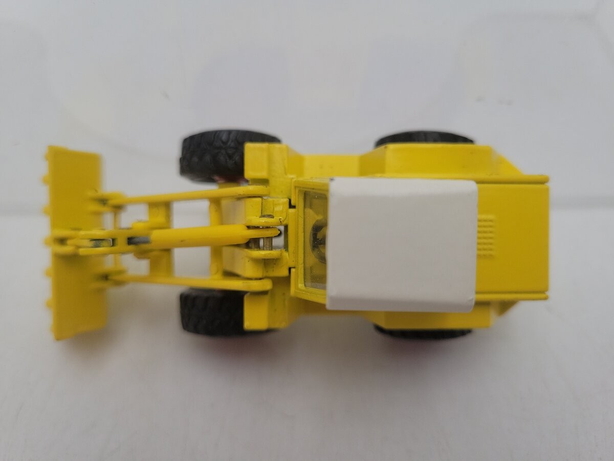 NZG 191 1:50 Scale Yellow & White Kramer Allrad Wheel Loader Diecast Model EX