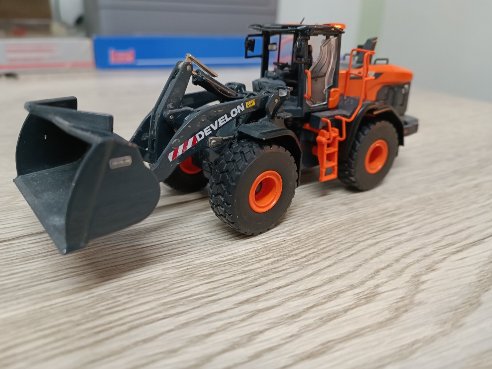 DEVELON DL 420 IMC Models Loader