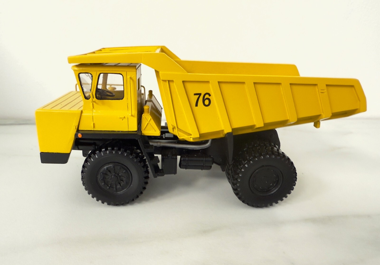 Resin 3D 1/50 BelAZ 540A Dump – Custom Built by Fankit Models
