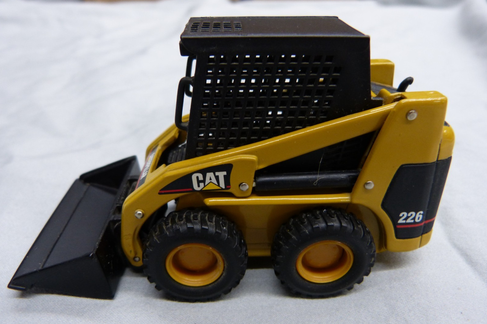 Norscot CAT 226 Skid Steer 1/50 Die-Cast Construction Model No Box