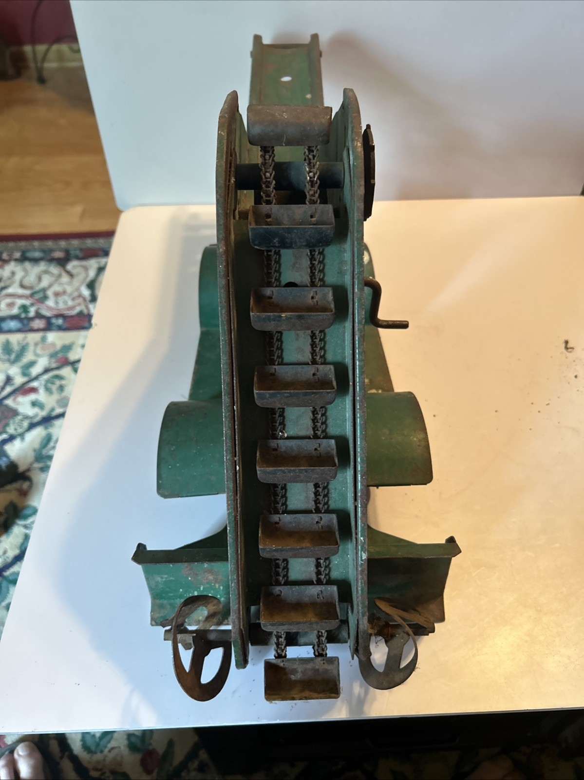 DOEPKE MODEL TOYS 1953 BARBER GREEN MOBILE BUCKET LOADER STEEL TOY NEEDS WORK