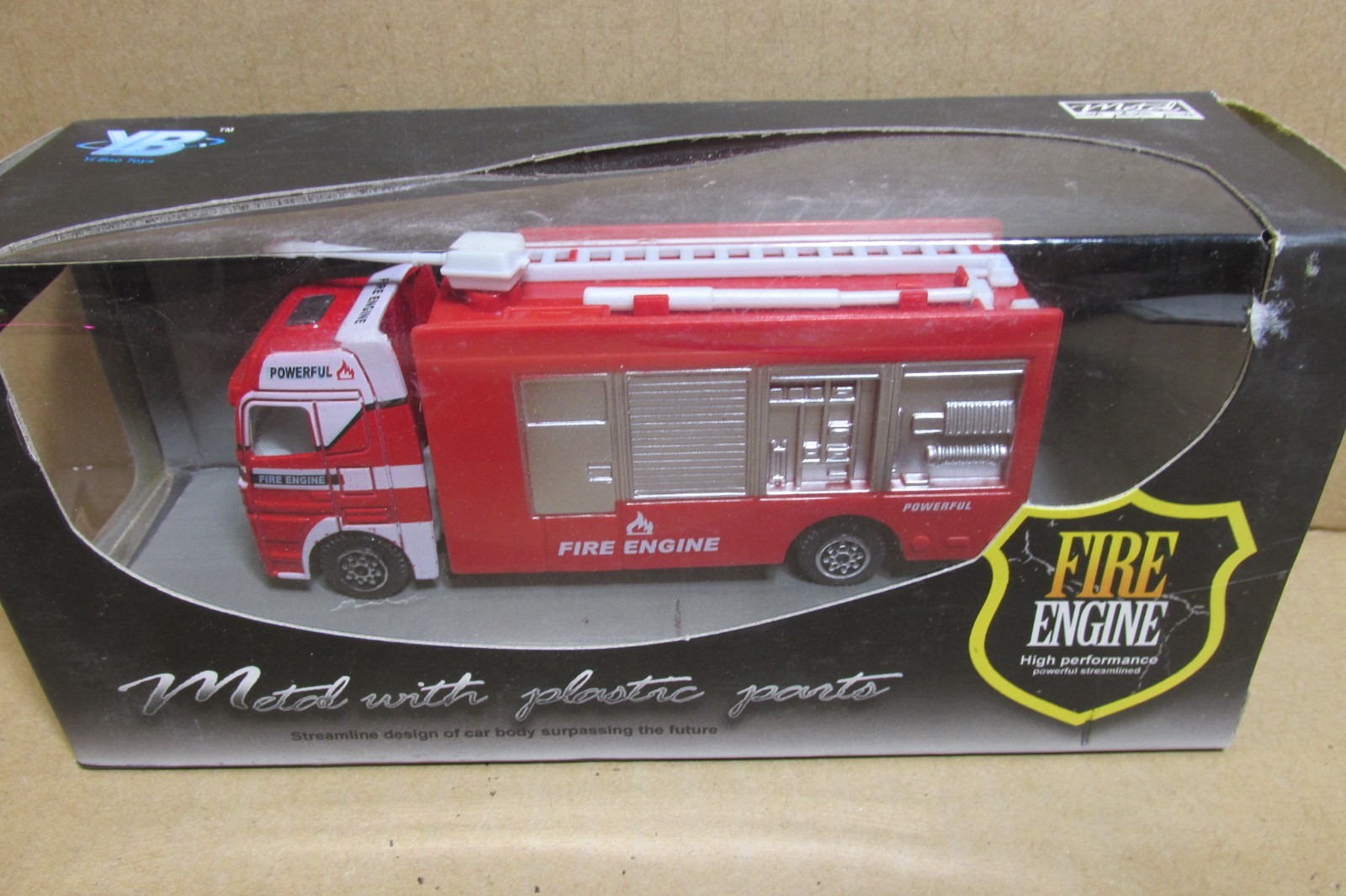 NEW O or G SCALE YI BAO TOYS FIRE TRUCK