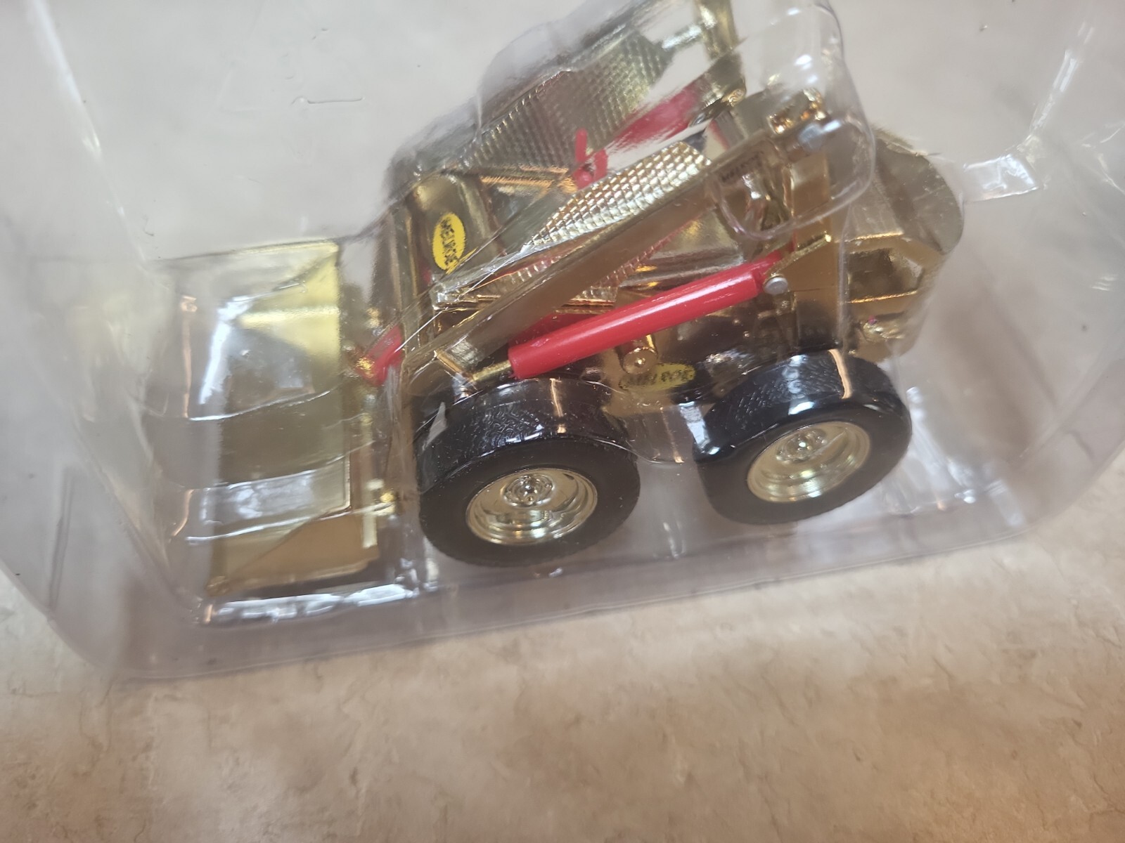 Die cast 1:25 Bobcat Ltd Edition M400 skid loader, GOLD 50th Anniv!