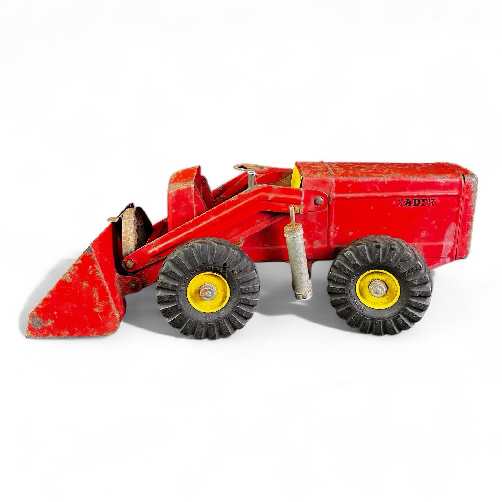 Vintage 1950’s Nylint Road construction Red Hough Payloader 17”
