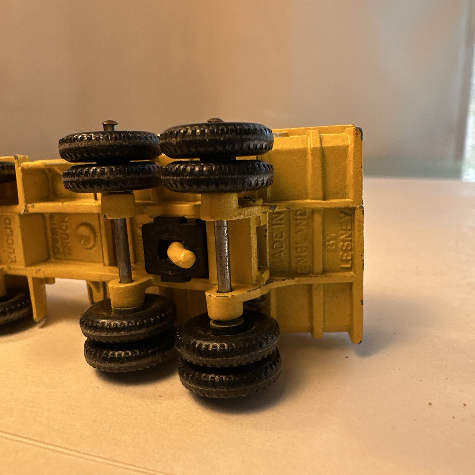 LESNEY Matchbox NO.6B EUCLID Quarry DUMP TRUCK+ Matchbox No. 26 Tipper Truck