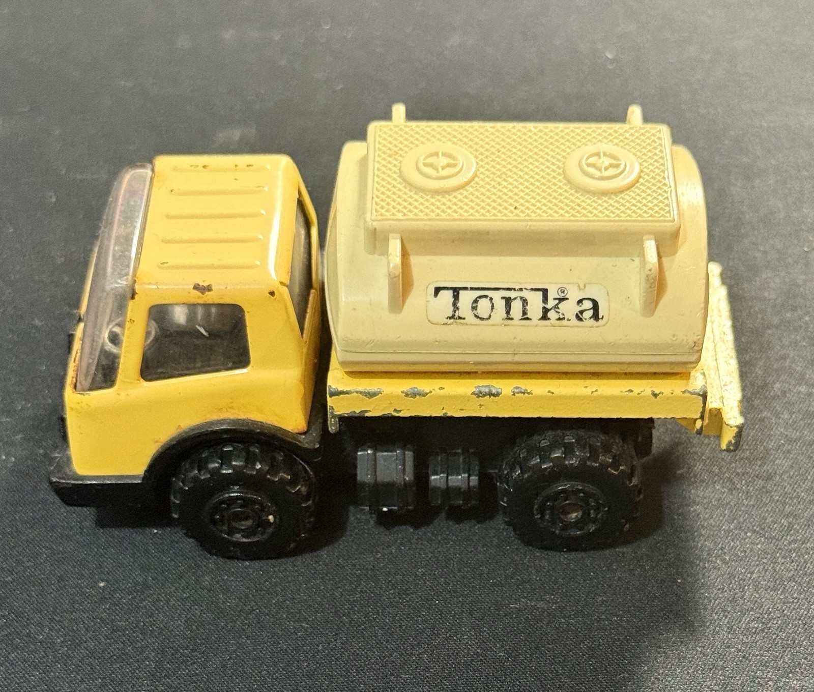 Vintage TONKA Yellow Fuel Tanker Truck – Made In Japan – Metal and Plastic