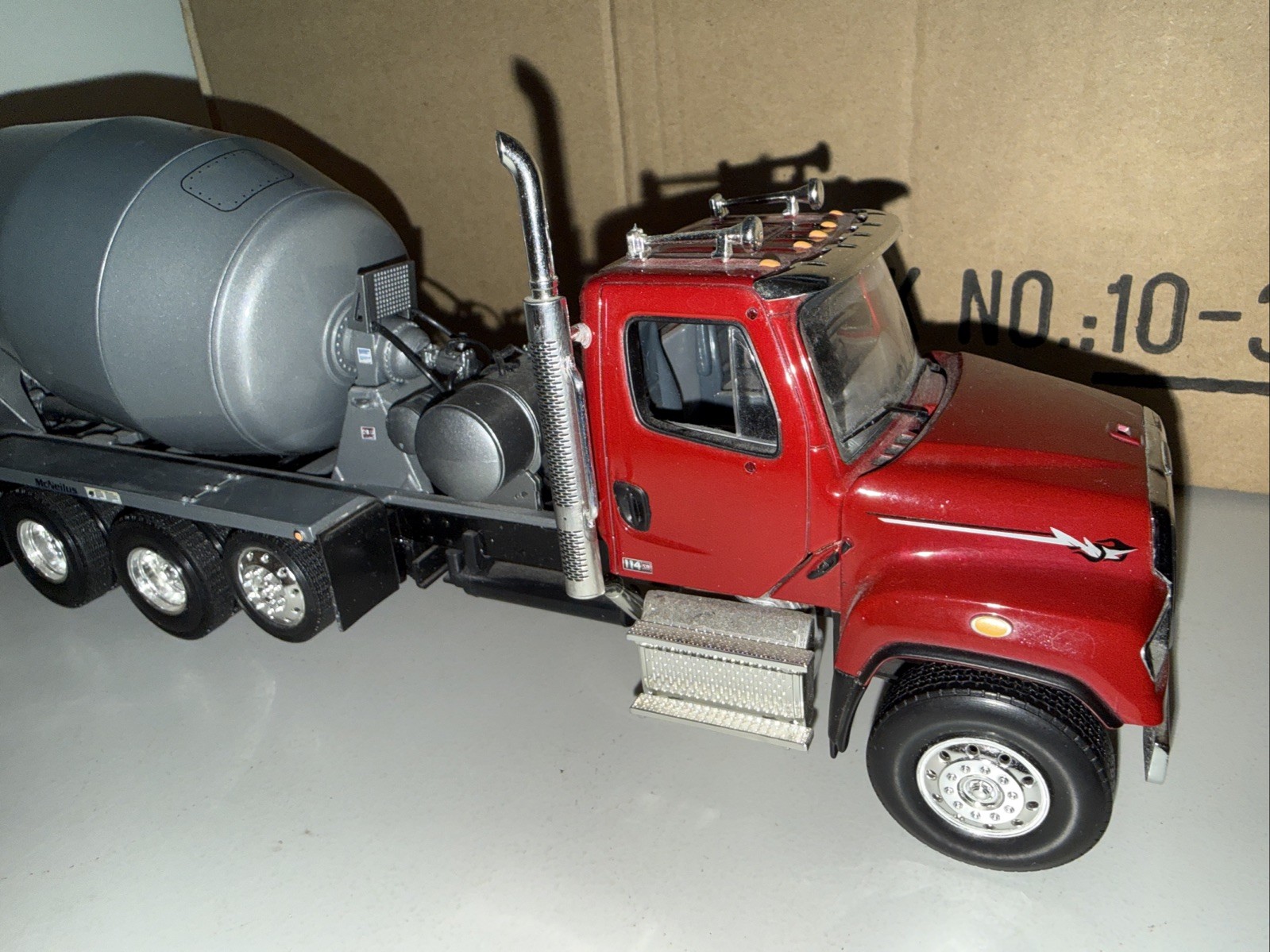 First Gear Freightliner 114SD McNeilus Bridgemaster Mixer Red/Gray 1/34 10-3957
