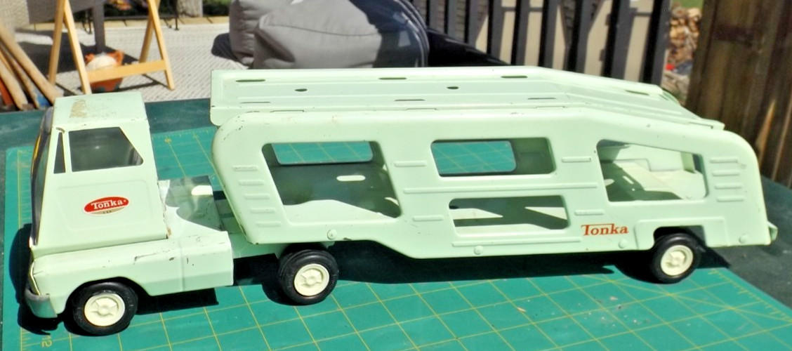 Vintage 1960’s Tonka Car Carrier Transport Truck Pressed Steel Green