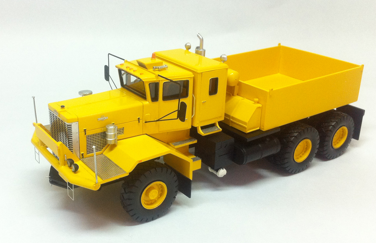 Resin 1/50 Oshkosh J30120 6×4 Prime Mover – Ready Built by Fankit Models