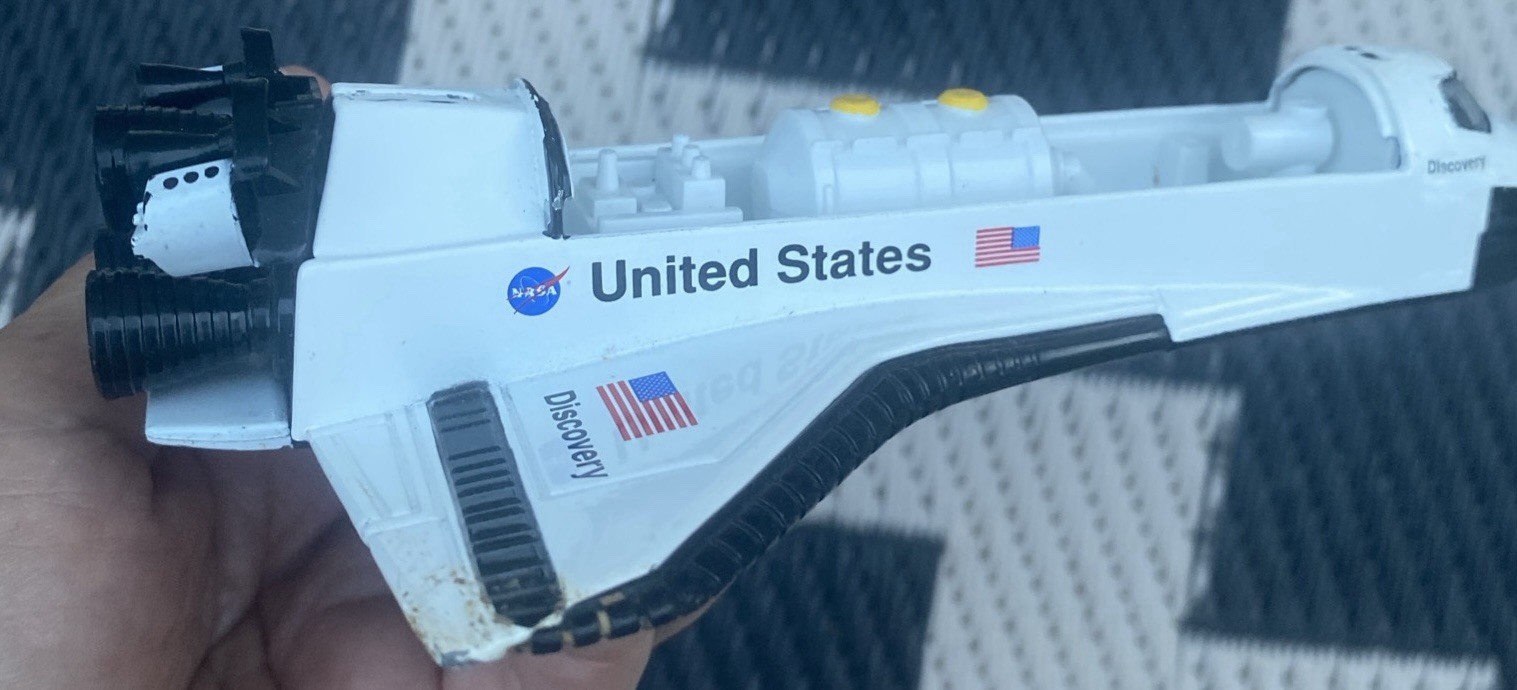 REALTOY United States Space Shuttle NASA Discovery 7×5” Mini 3.5×3” Lot 2 Read