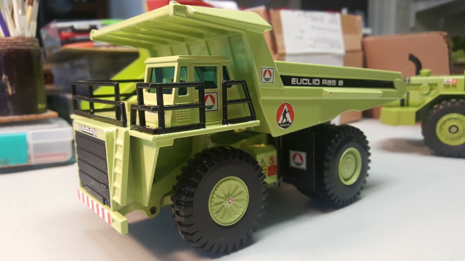 1/50 EUCLID Mining Dump Truck – JOAL R-85B FREE SHIPPING !!!