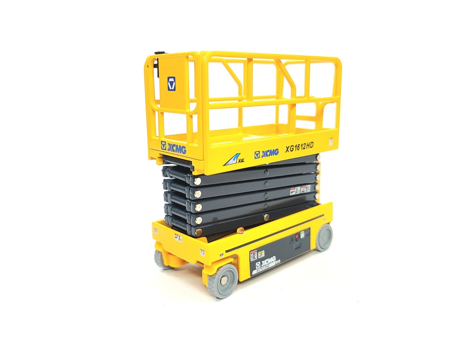 XCMG XG1612HD Scissor Lift Aerial Work Platform – China 1:35 Scale Model New