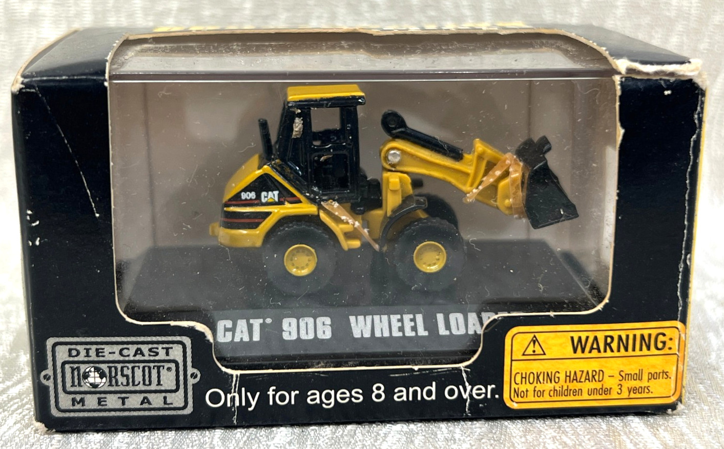 Norscot Scale Models, Construction Mini’s, Cat 906 Wheel Loader, Die Cast Toy