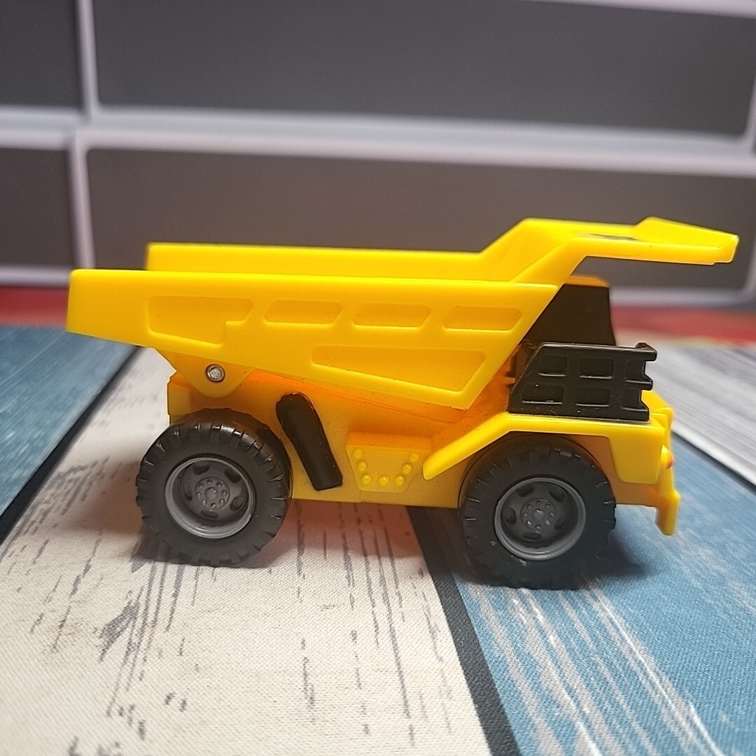 CAT Caterpillar Dump Truck Small Toy Big Builder TCY 4″ inches Long #5201