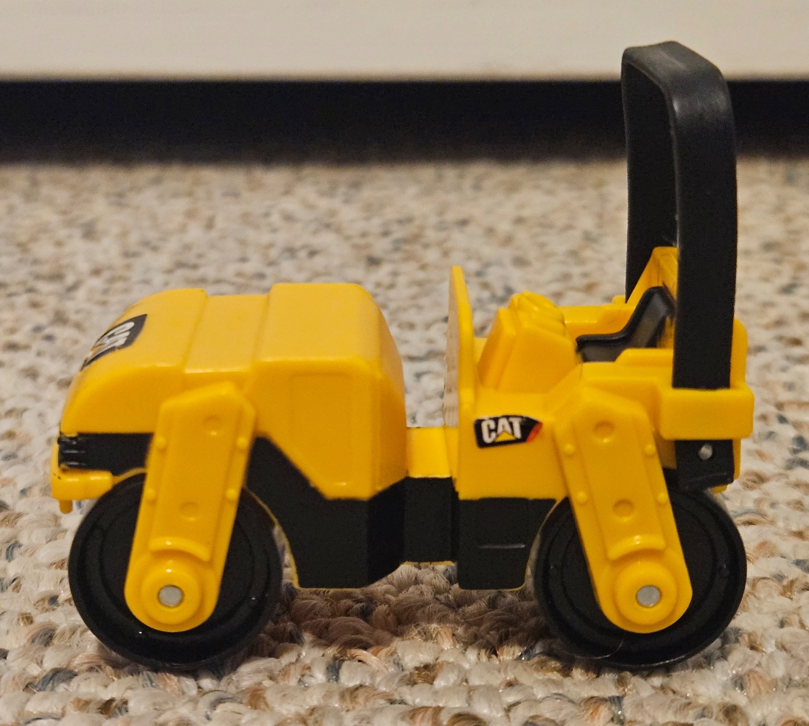 Caterpillar Cat Road Roller Construction Toy – Plastic