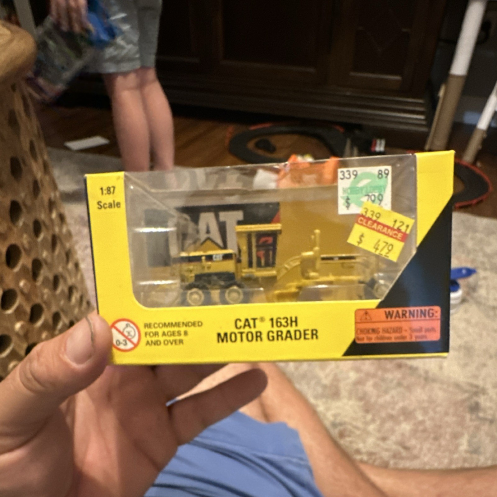 CAT 163H Motor Grader 1:87 Scale Diecast Yellow Construction Vehicle
