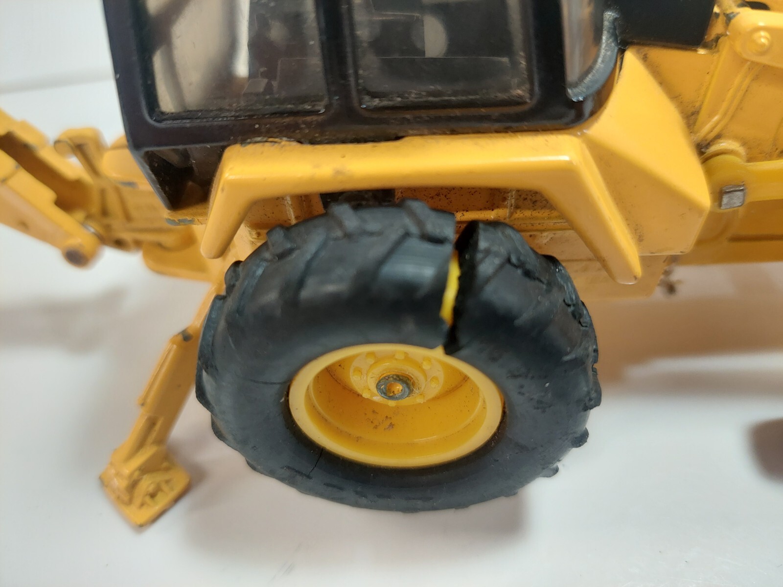 Ertl Backhoe 1990 John Deere 5520 Backhoe Loader 1/32 Diecast Part Or Repair