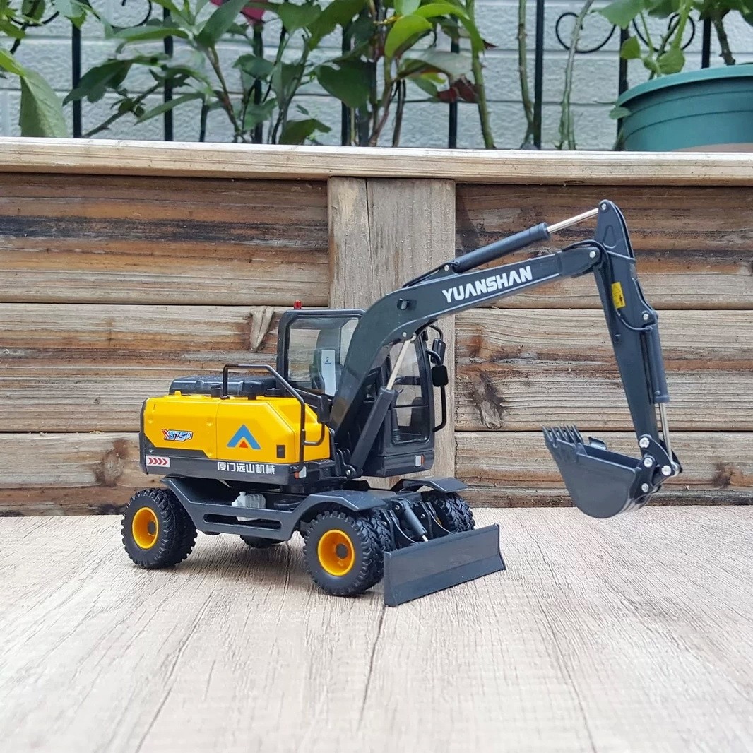 1/30 Scale YUANSHAN YS75W Wheeled Excavator Diecast Model Toy Gift NIB
