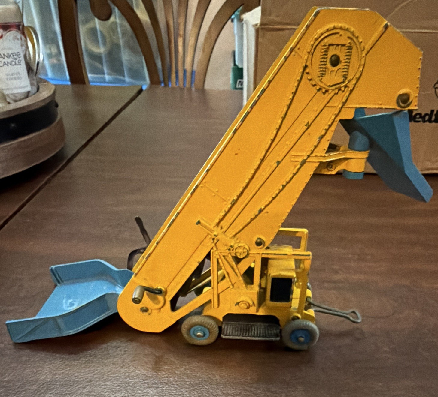 Dinky Supertoys 564 Barber-Greene Elevator Loader 1:55 Diecast Yellow Blue