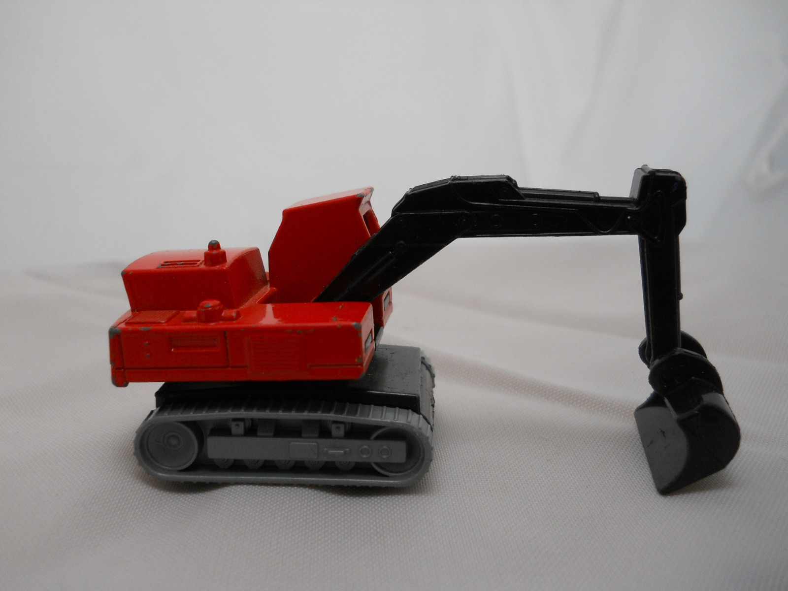 Matchbox #32 Atlas Excavator Lesney ©1980 Made in England