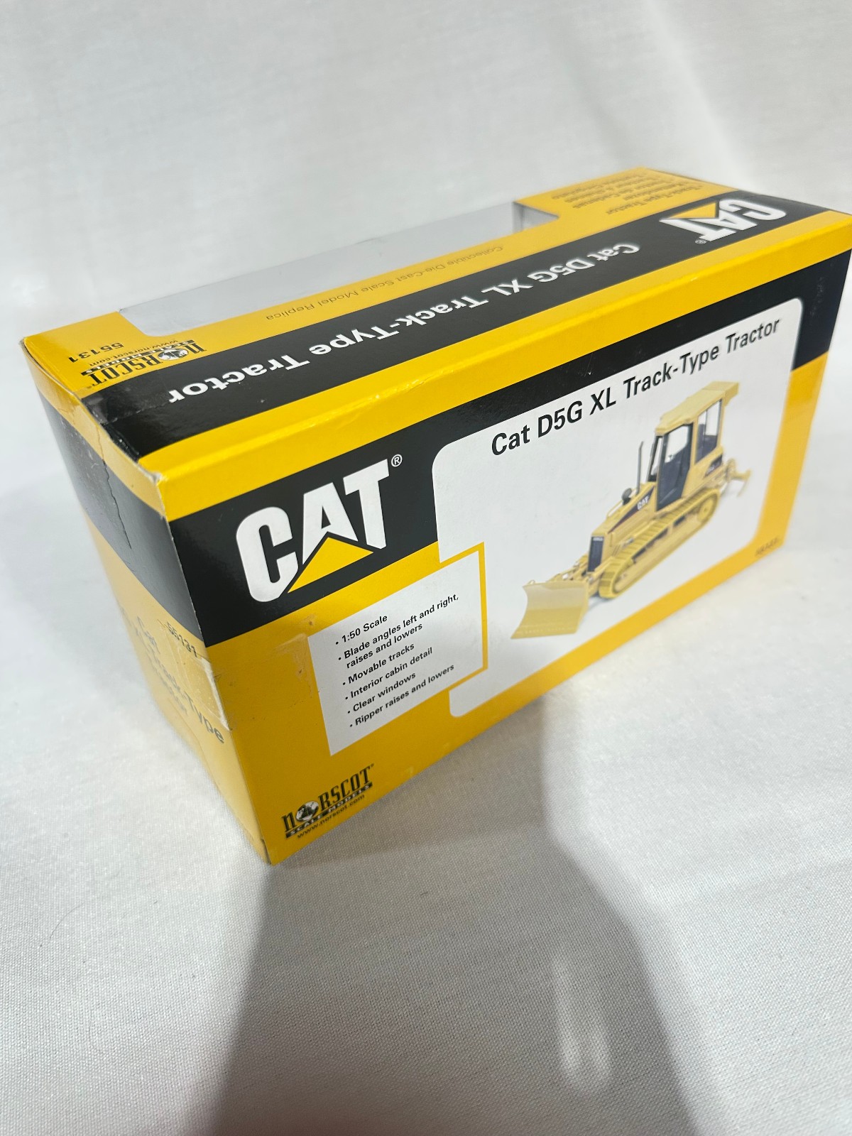 Caterpillar D5G XL Dozer With Blade & Ripper By Norscot 1/50th Scale