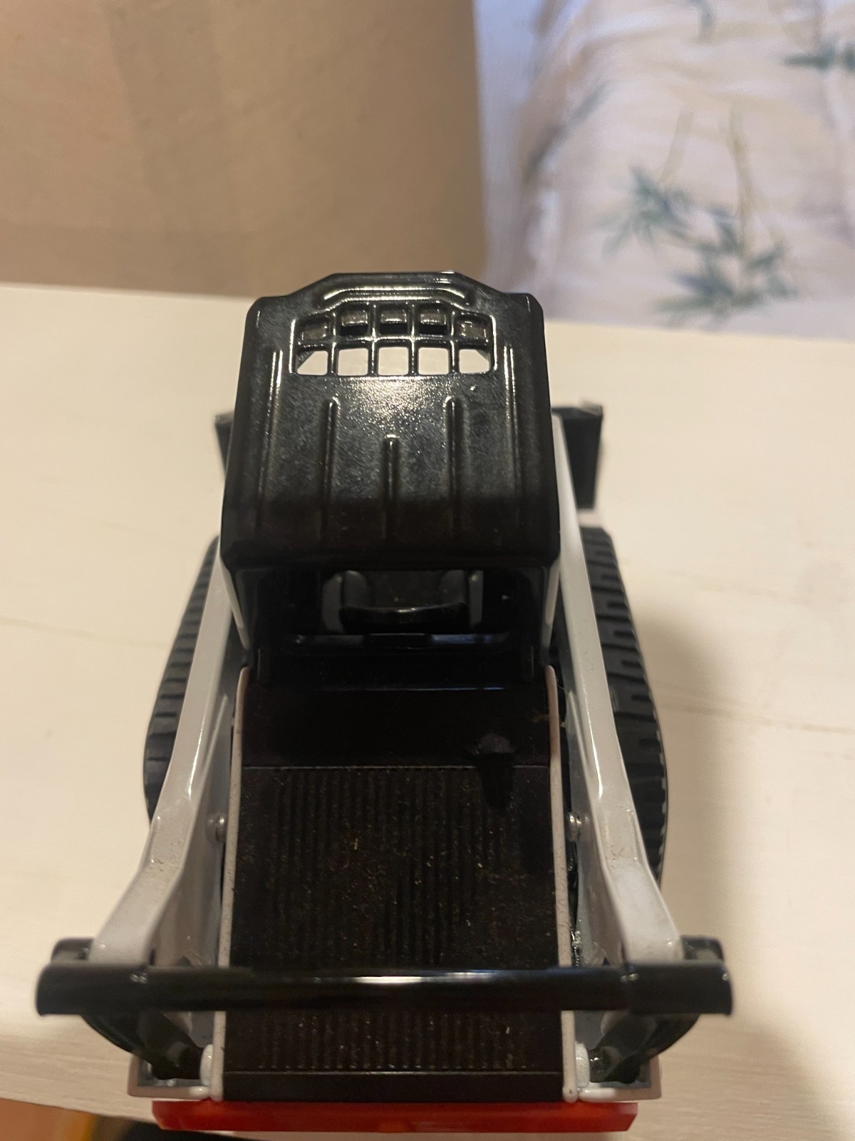 Bobcat T76 Compact Track Loader – Norscot 1:25 Scale Diecast Model #7367309 Used