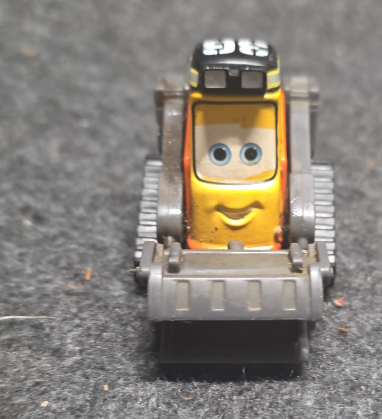 Disney Pixar Cars Drip 36 Diecast Loader Construction Vehicle Yellow Gray Black