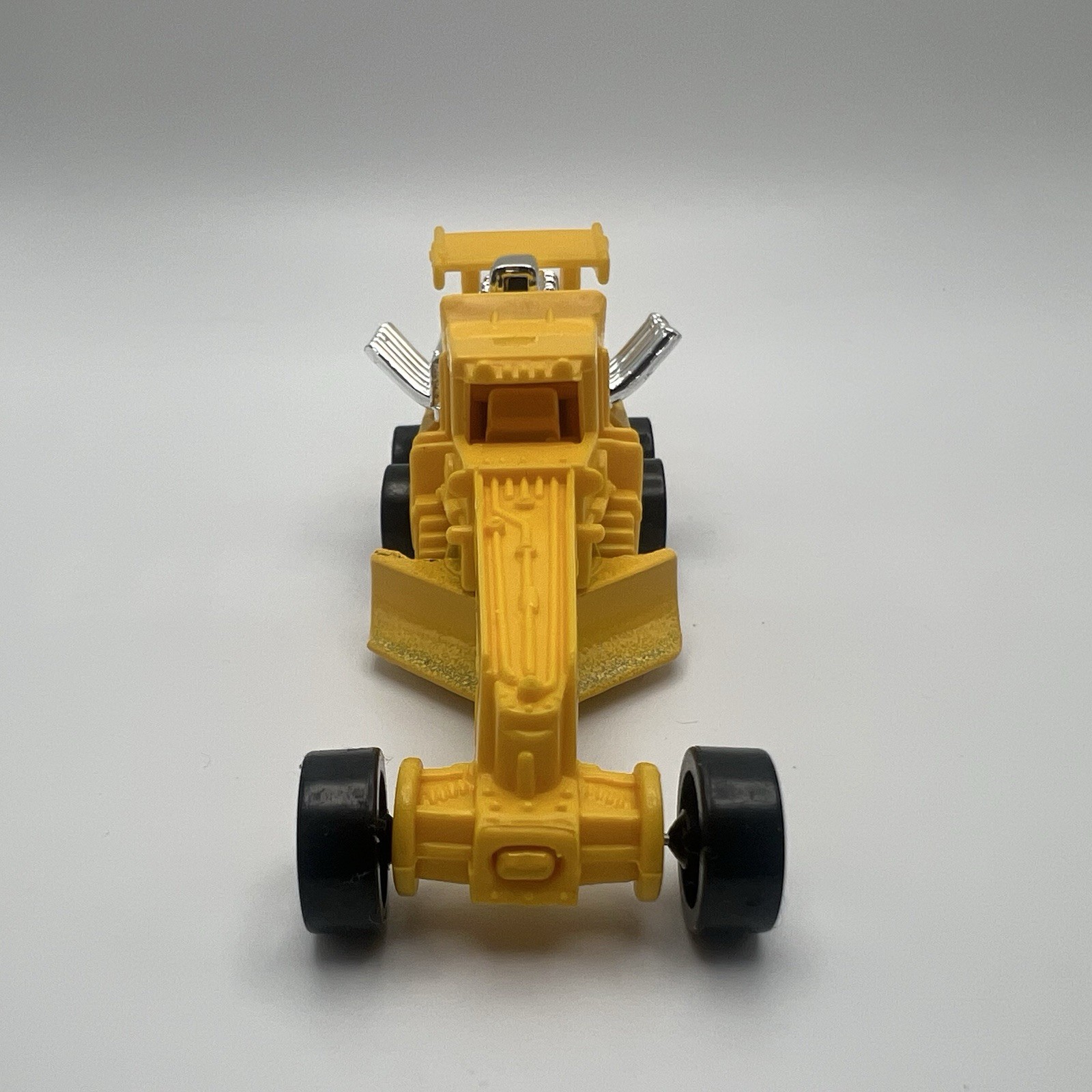 HOT WHEELS EARTH MOVER CASTED 1995 STREET CLEANER MAYLAYSIA BASE