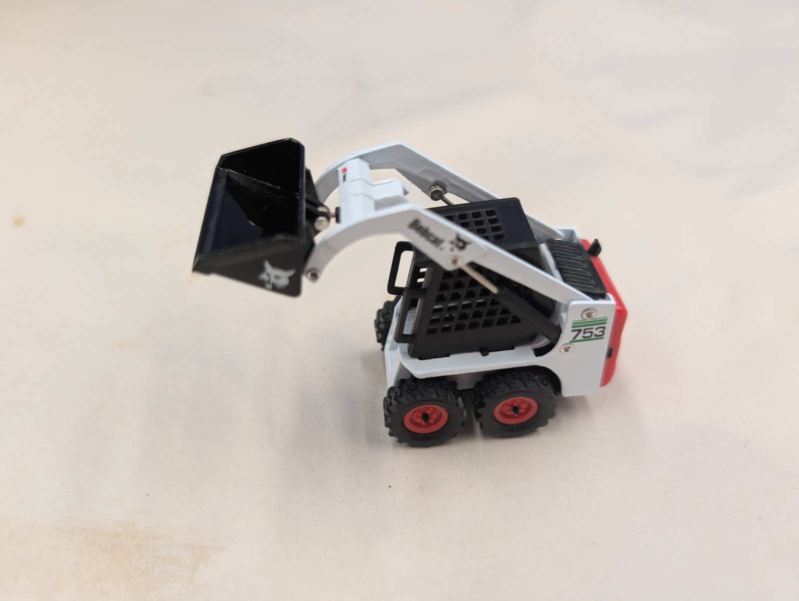 Bobcat 753 Skidsteer Loader 1/50 Diecast Metal Plastic