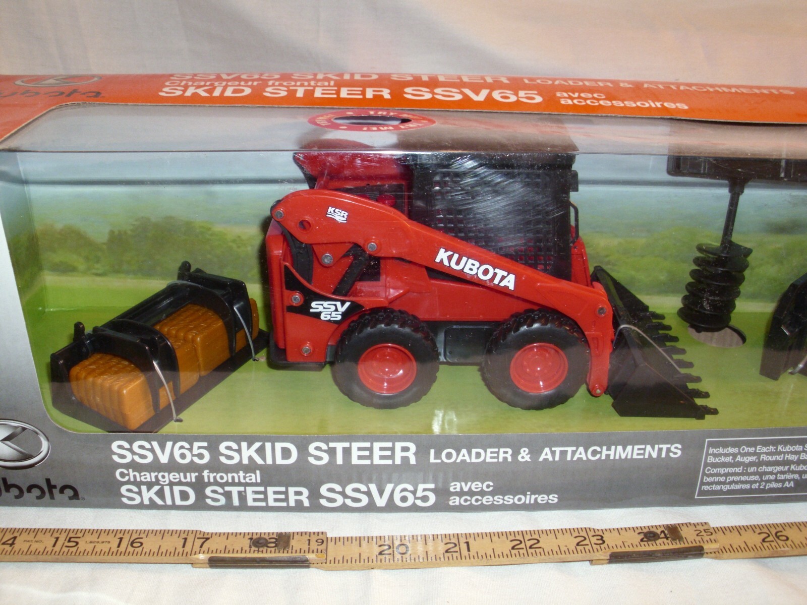 KUBOTA SSU65 SKID STEER LOADER CONSTRUCTION SET MODEL 1:18 NEW RAY NEW