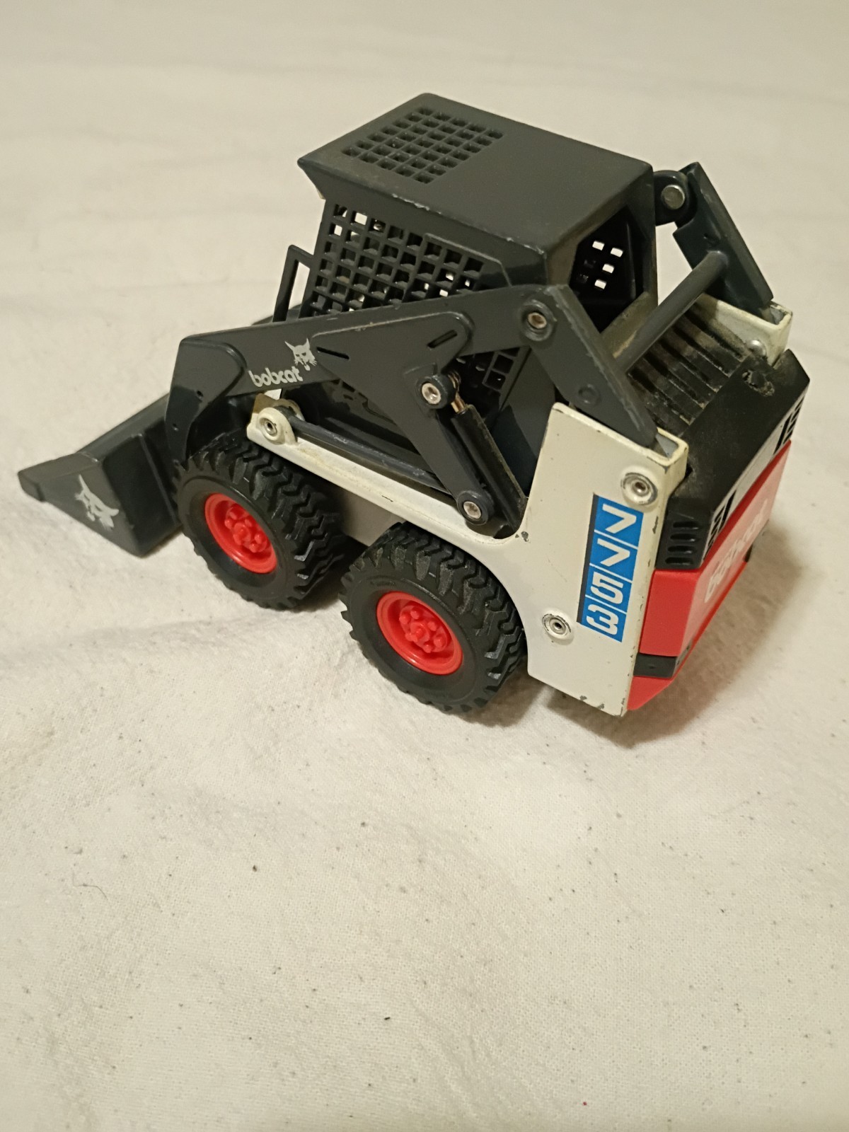 1/25 Bobcat 753 End Loader Skid Steer DieCast Model by Clover Vintage 1:25 B10