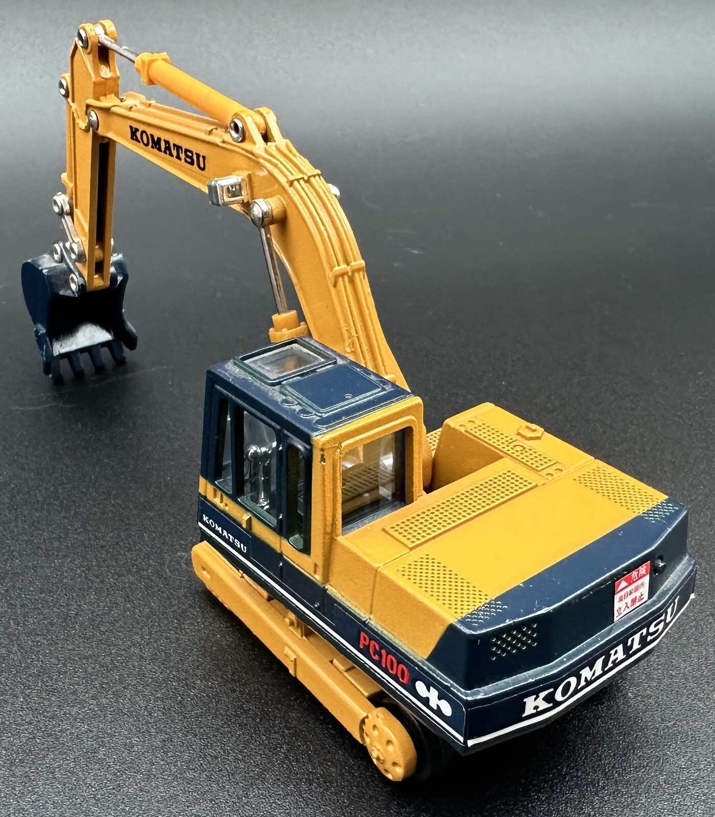 Komatsu PC100 Excavator Power Shovel Diecast 1:48 Scale Shinsei Japan 613