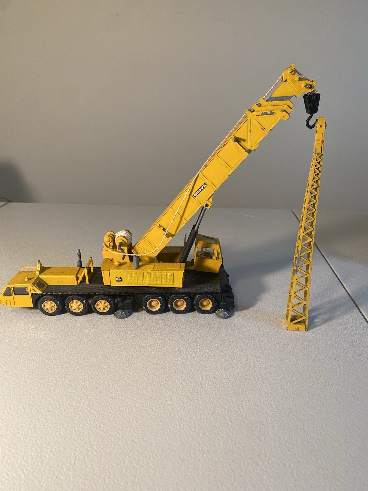 Vintage NZG TM 800 GROVE Mobile Crane Extendable Scale DIECAST Made In Germany