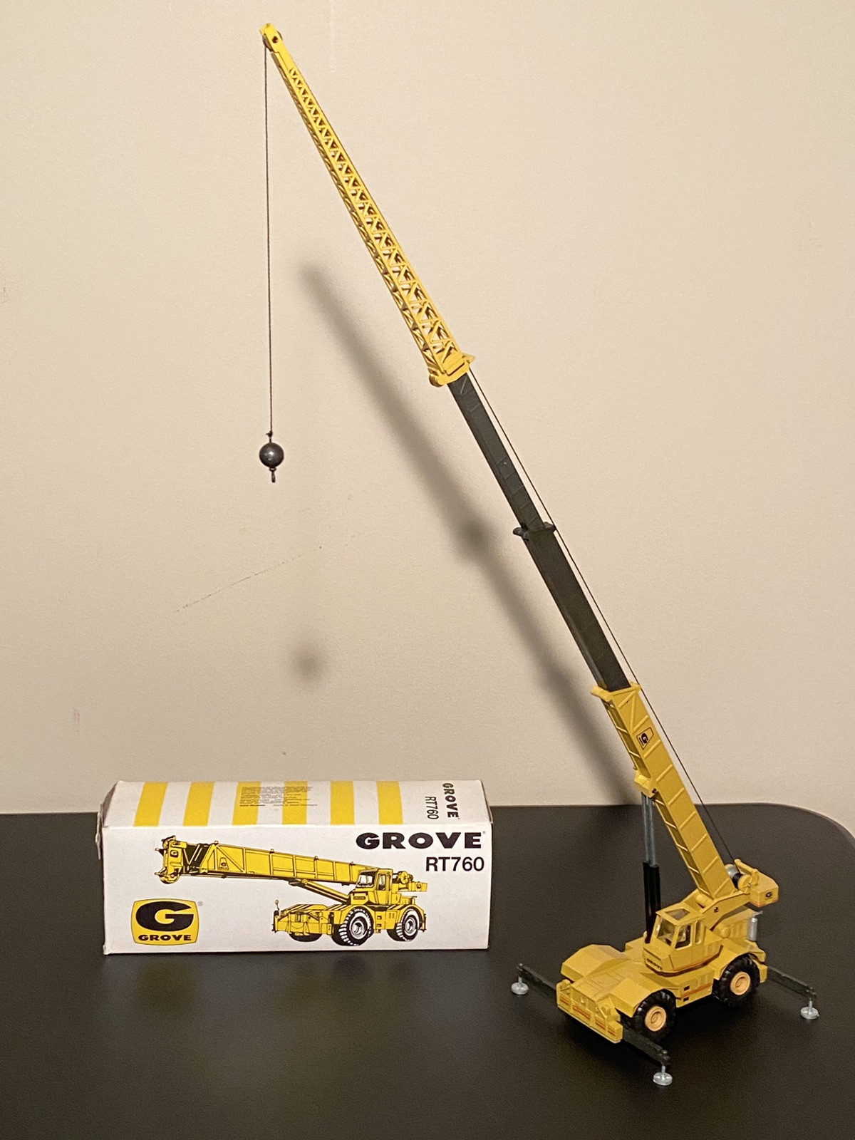 Vintage NZG 1:55 scale die cast Grove RT760 Rough Terrain Crane #149 W. Germany!