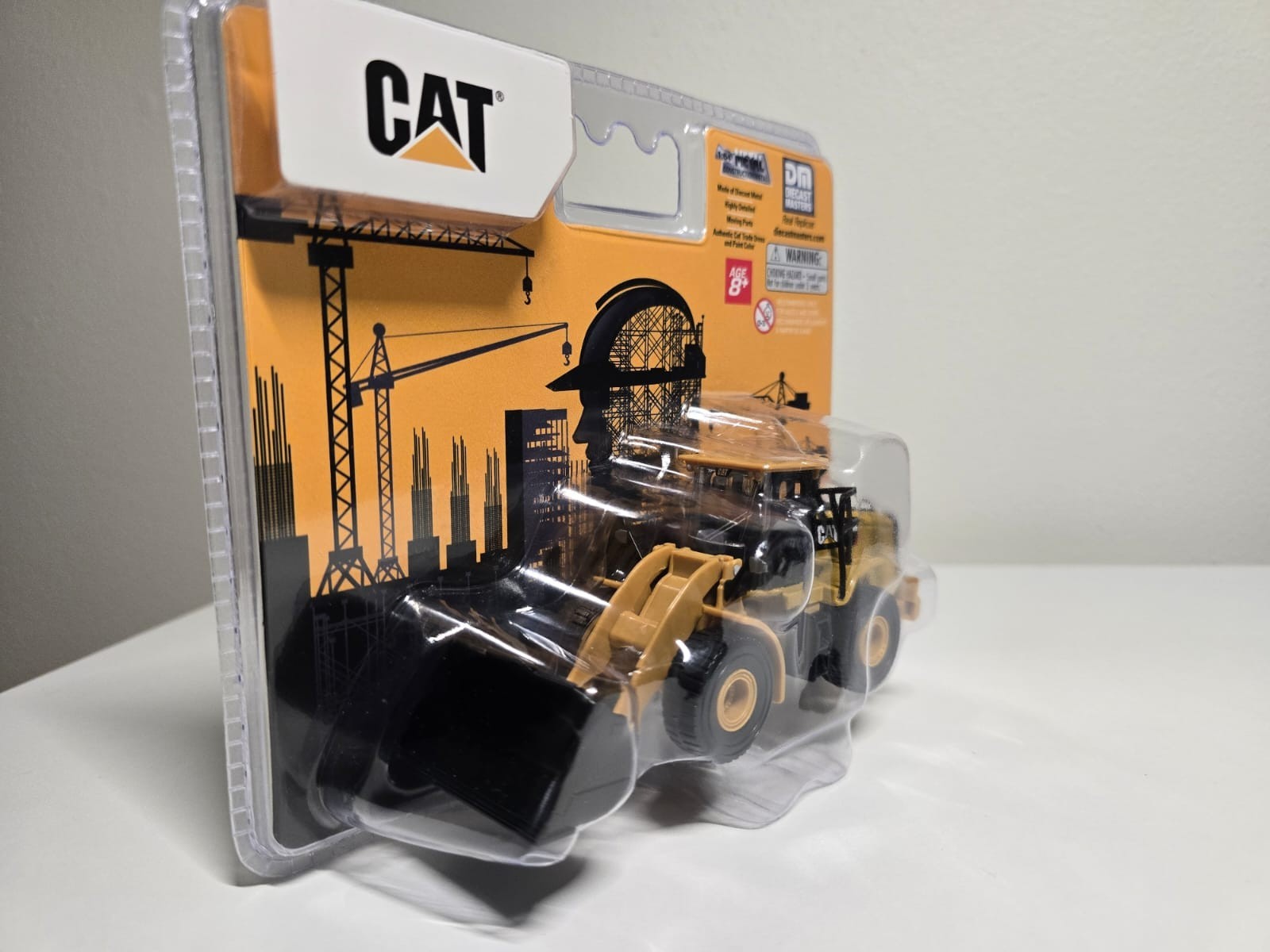 Diecast Masters 1/64 Caterpillar 950M Wheel Loader 84646CS NEW