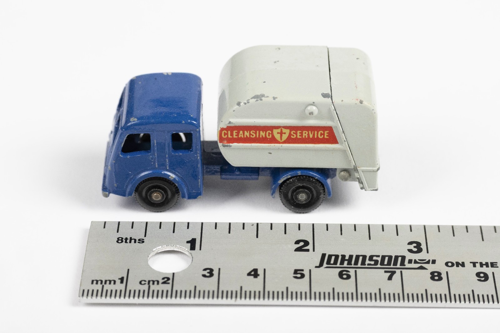 Vintage Matchbox LESNEY Refuse Collector No 15 Tip Back Made in England