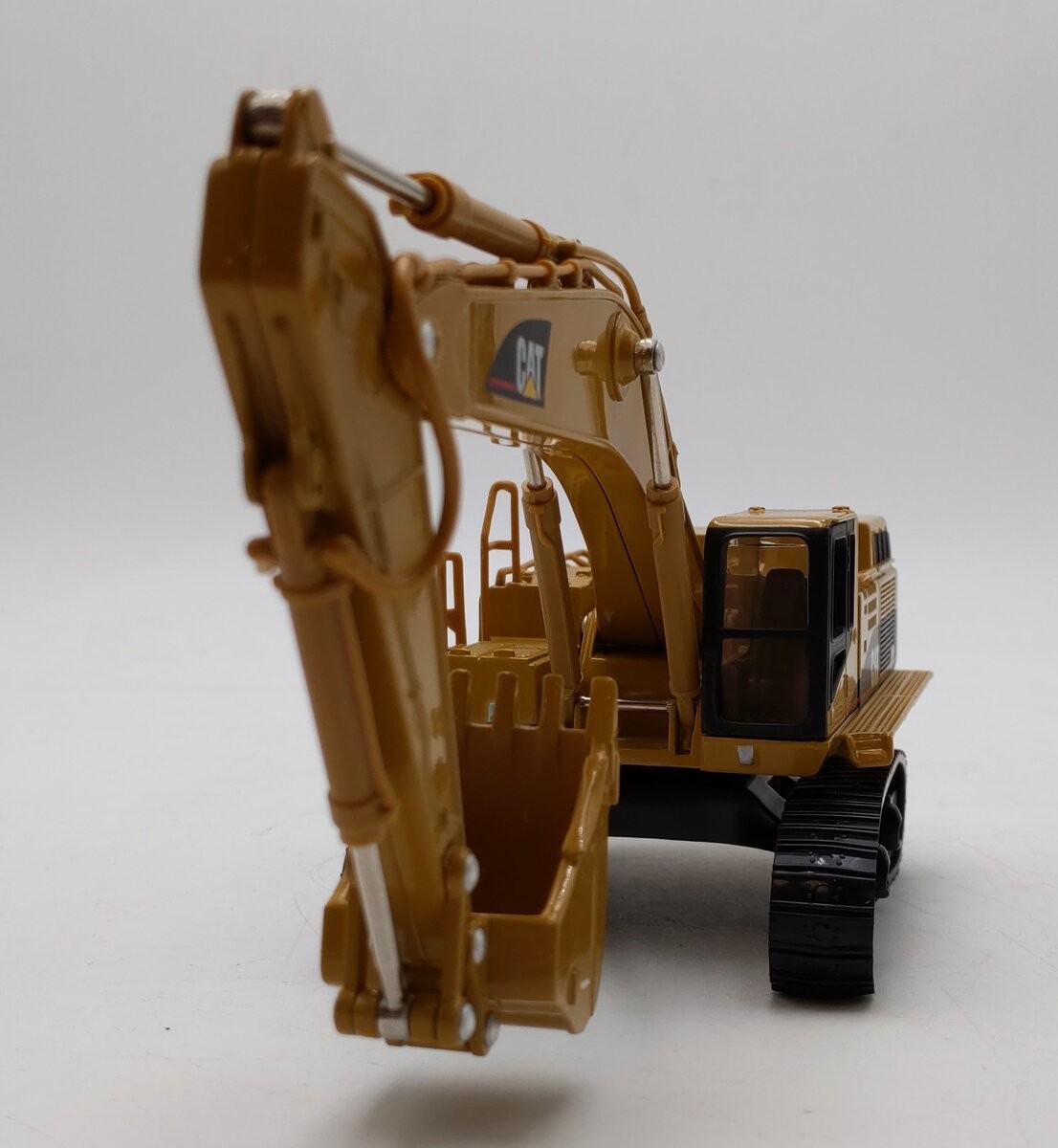Norscot 55058 1:50 Caterpillar 365B L Core Classics Series II Excavator Vehicle