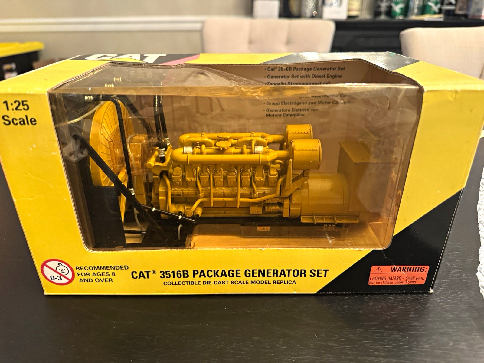 Norscot CAT 3516B Package Generator Set 1:25 Diecast Model 55100