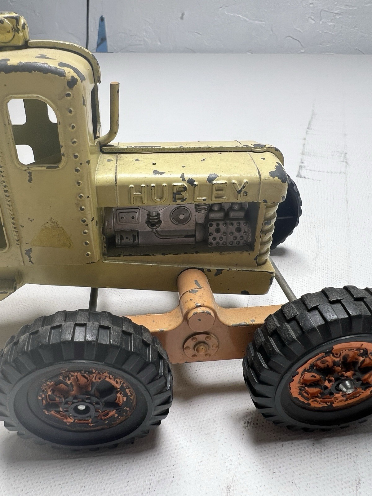 Vintage Hubley Steerable Yellow Diesel Road Grader Scraper & Sterring USA Toy