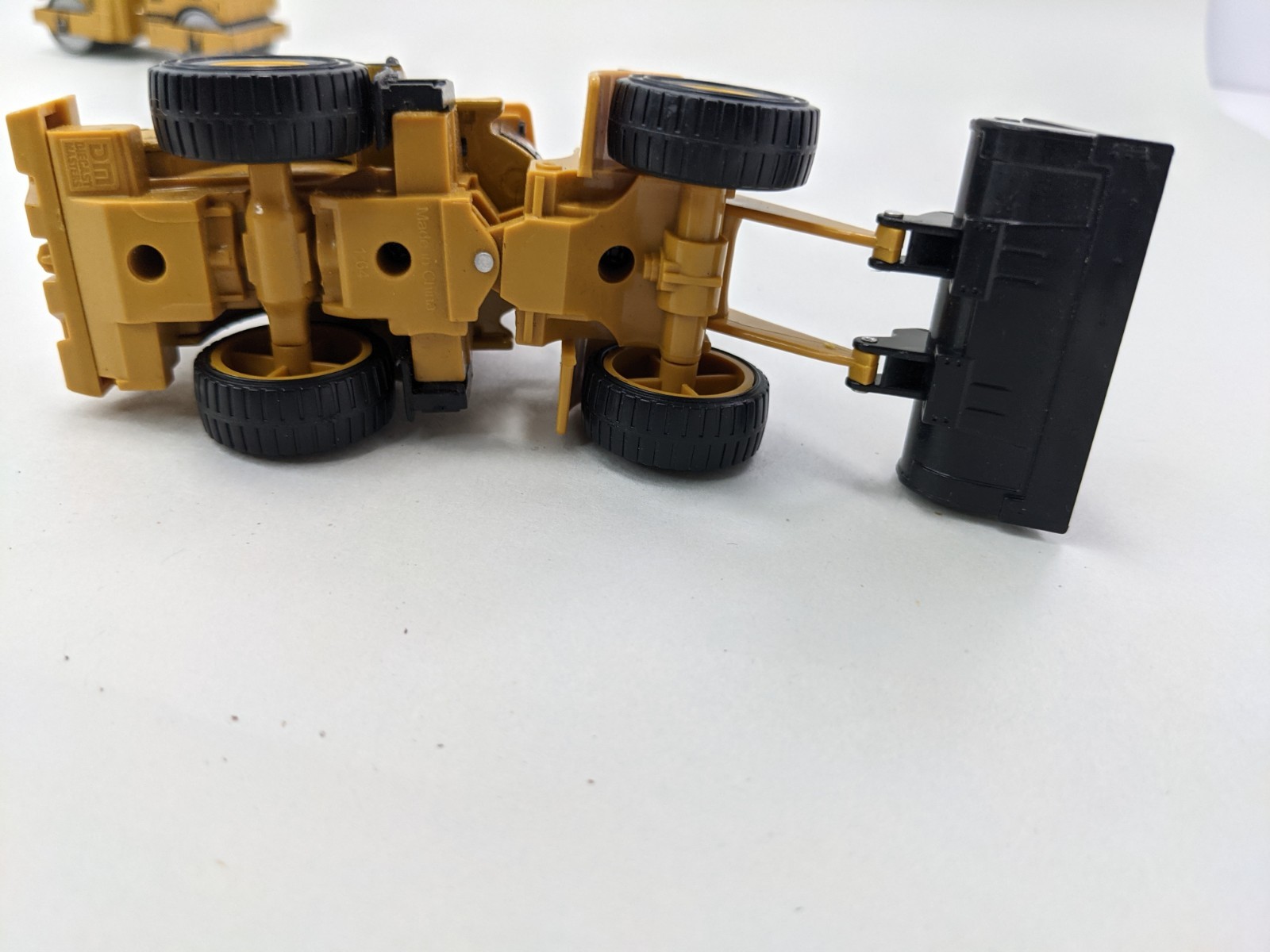 Ertl John Deere Road Scraper , HD Cat Loader, Hot Wheels Steam Press Lot Of 3