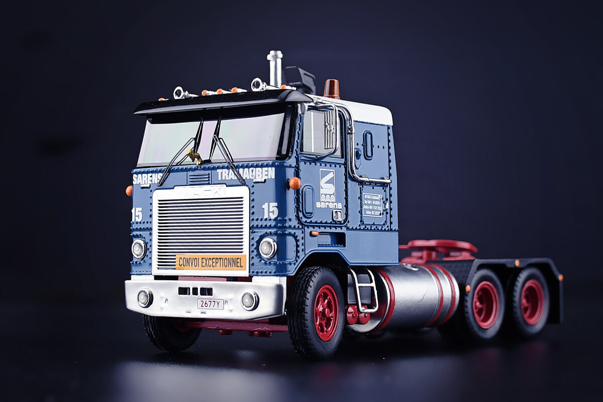 Mack Cruise-Liner 6×4 Truck – Sarens – IMC 1:50 Scale Resin Model #20-1064 New