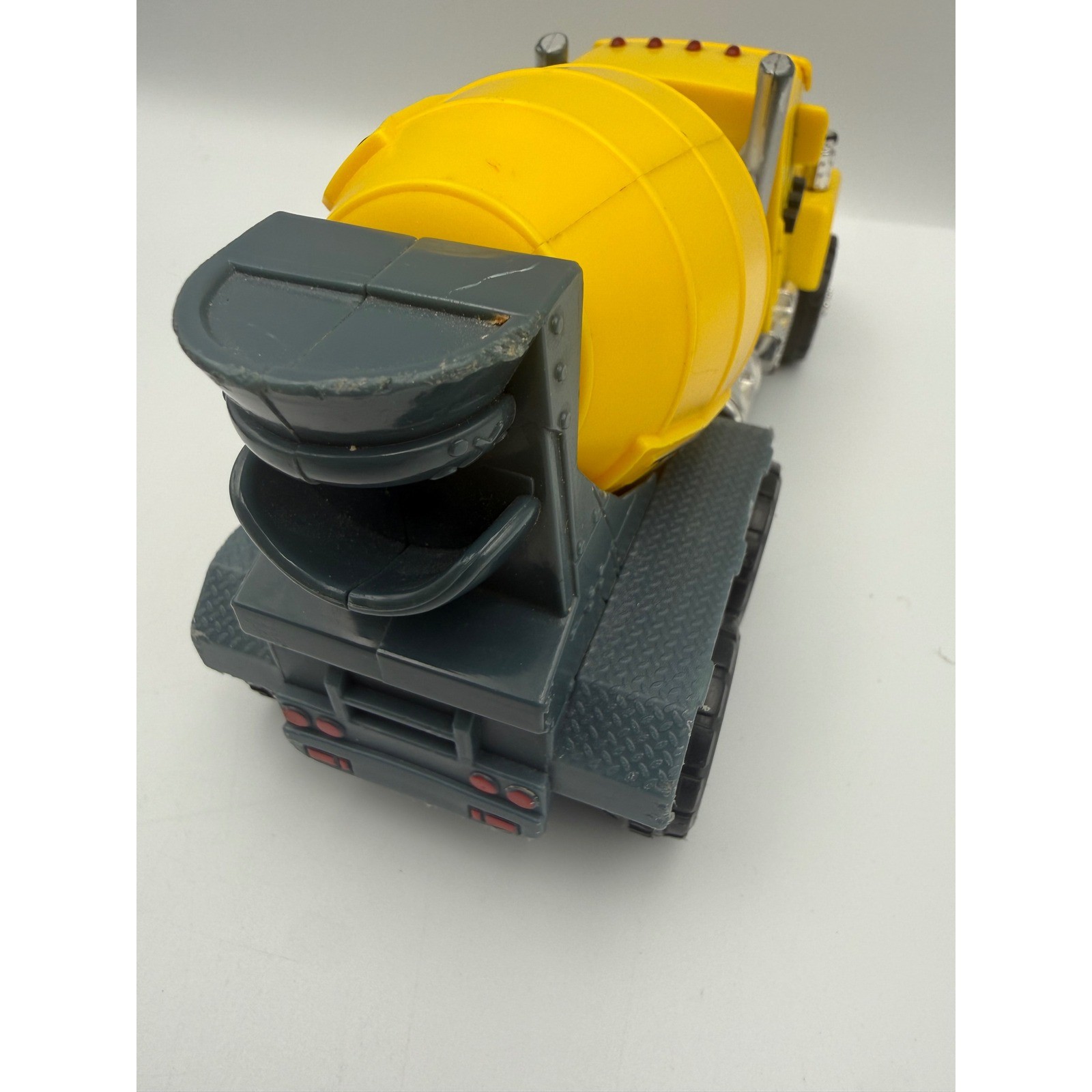 Tonka Cement Mixer Truck Yellow Grey Diecast Construction Vehicle 6.5 Inch