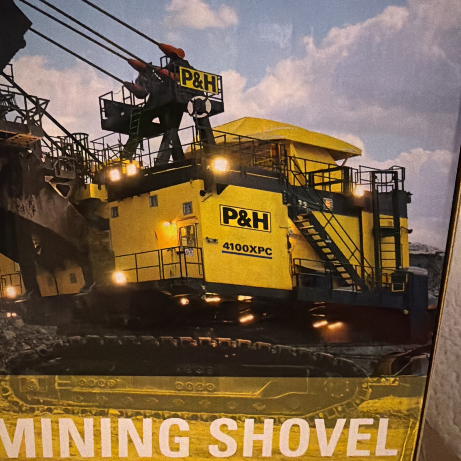 P&H 4100XPC Mining Rope Shovel – Weiss Bros 1:87 Scale Diecast Model #WBR024 New