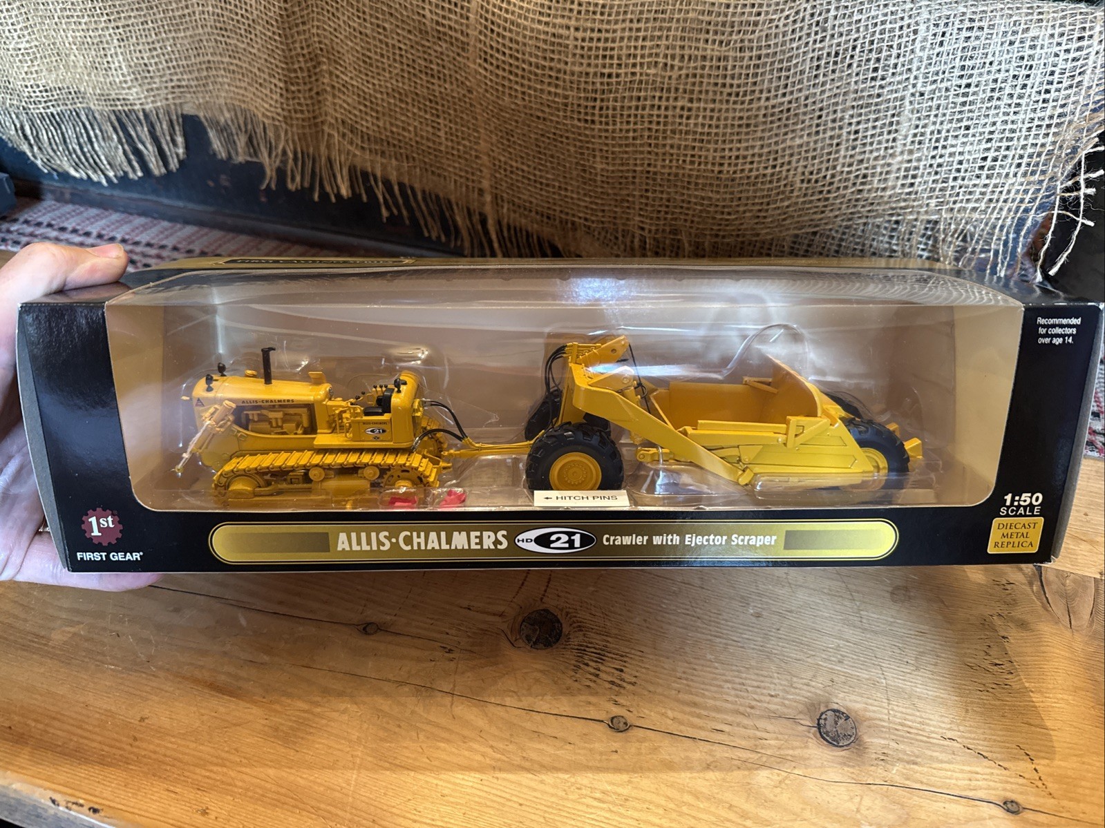 1/50 Allis Chalmers HD21 Crawler With Ejector Scraper In Box