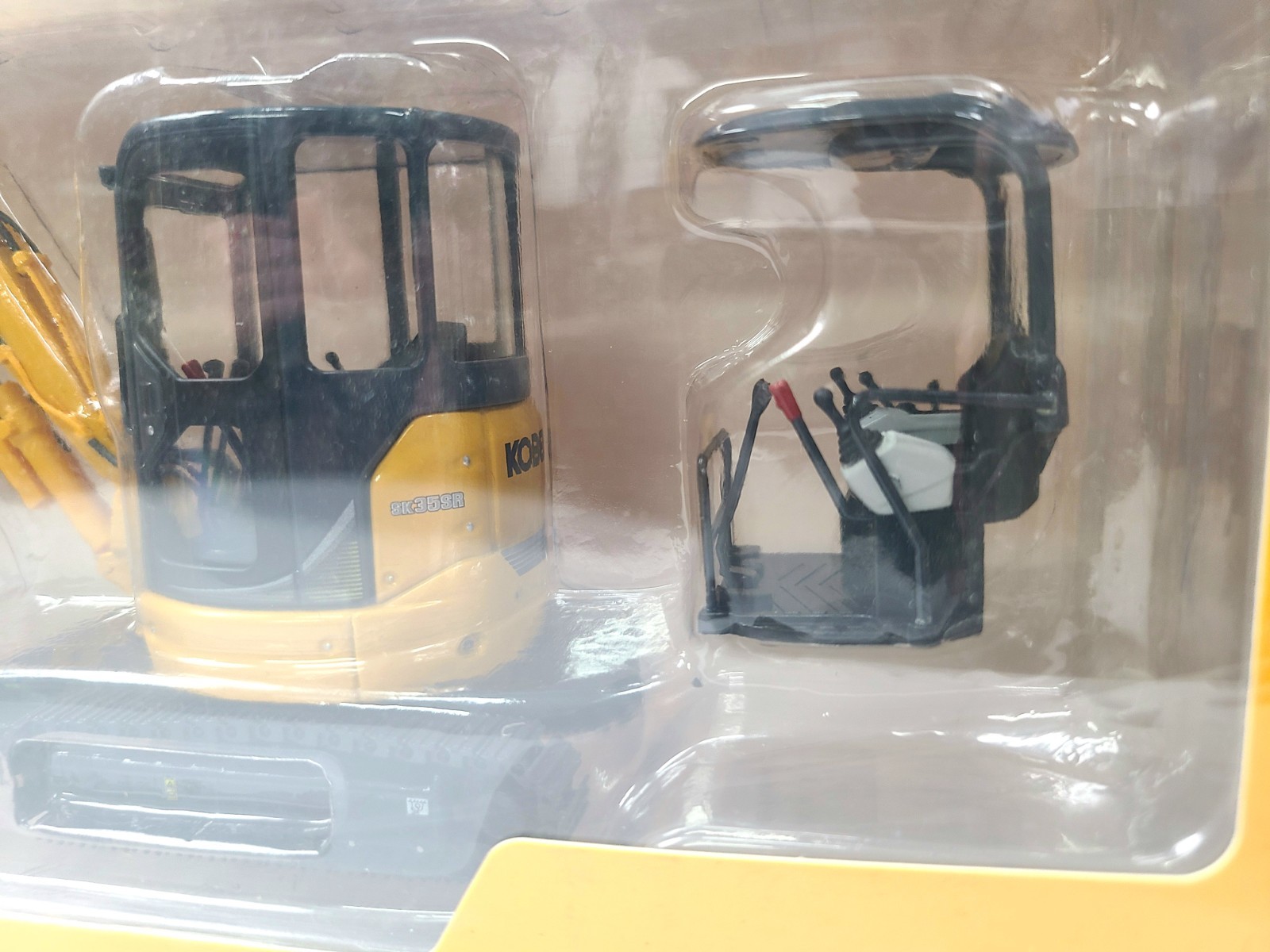 Kobelco SK35SR-6 Excavator Cab Canopy – Yellow – Motorart 1:32 Scale Model New