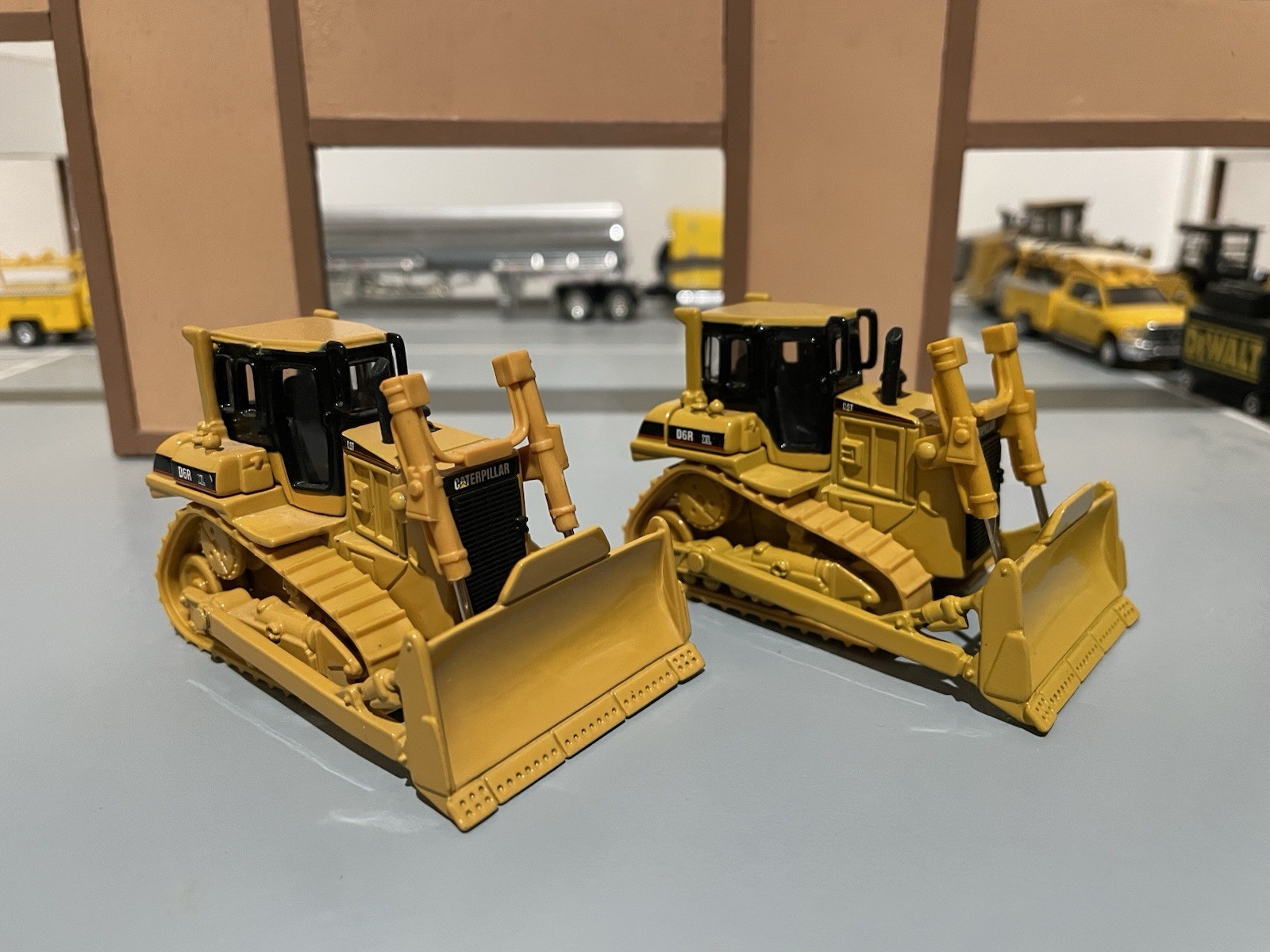 1/64 Norscot Caterpillar D6R. DCP/Firstgear/ERTL/Norscot